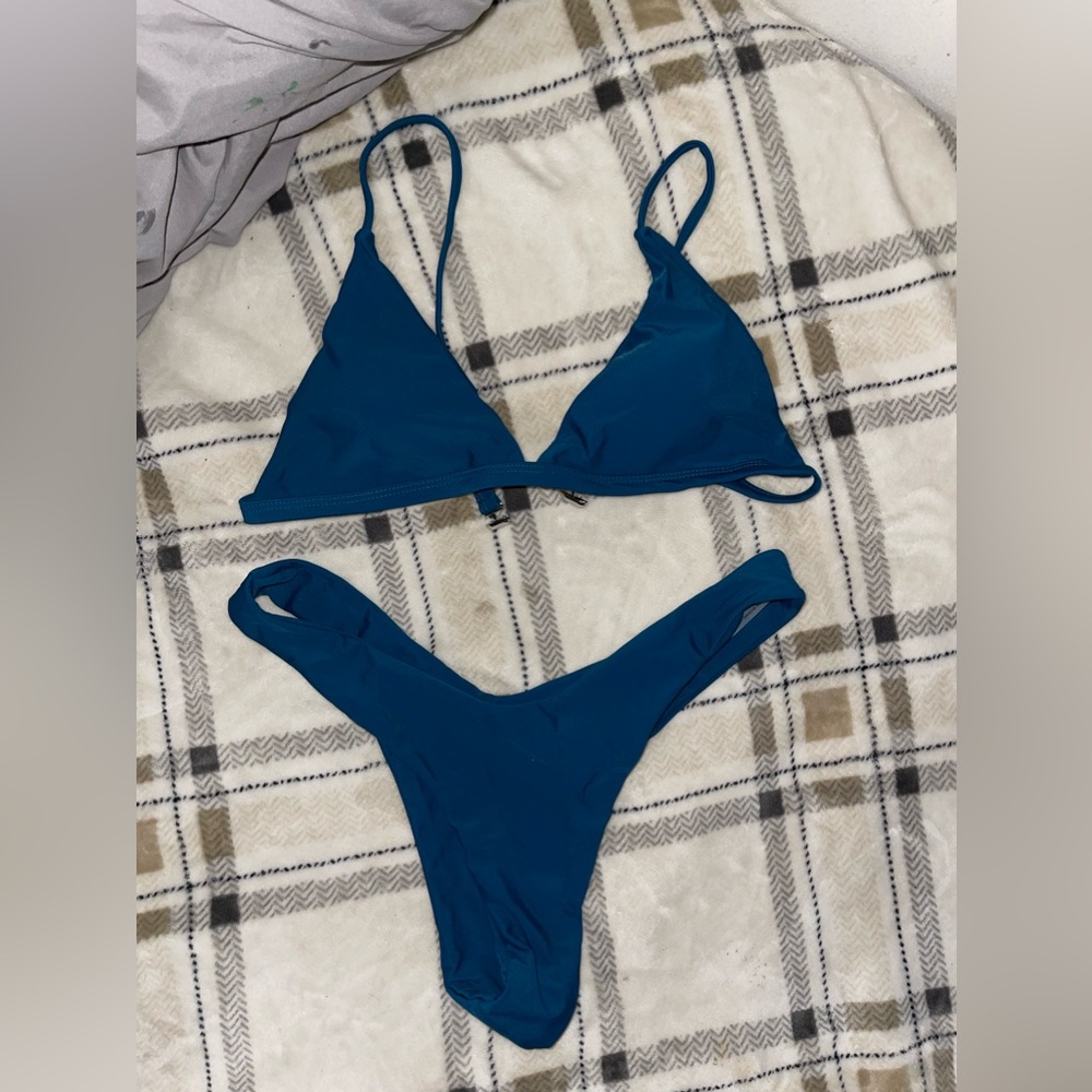 Swim suit